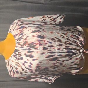 Jennifer Lopez: Women’s shirt